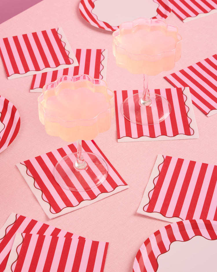 Candy Stripe Napkins - 25 paper napkins