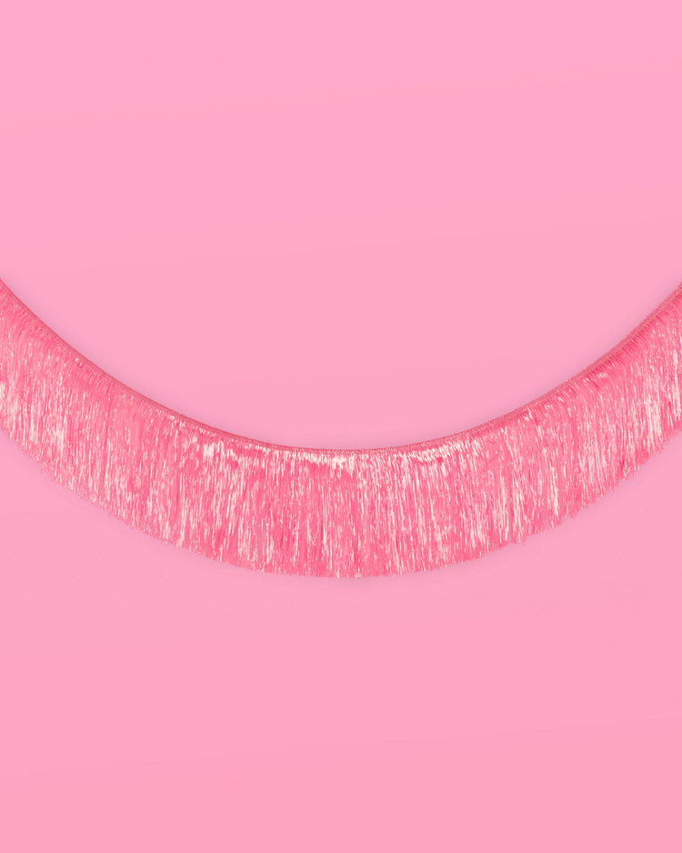 That's Hot Fringe - pink foil banner