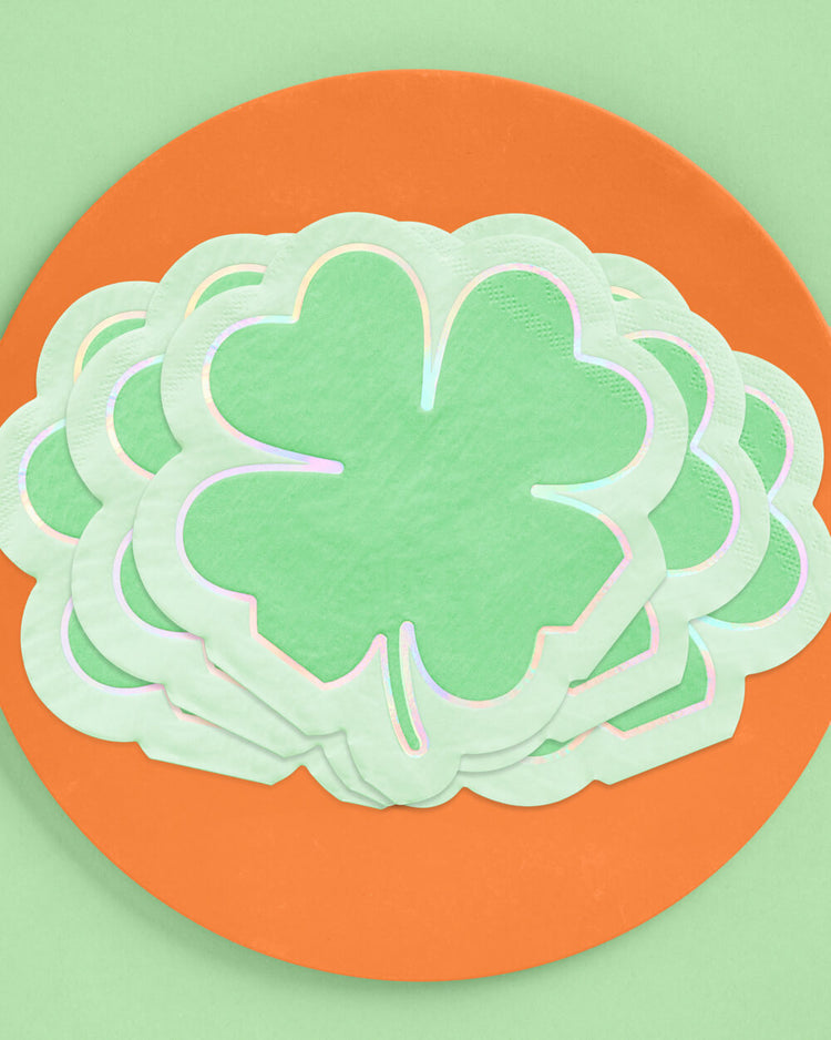 Shamrock Napkins - 25 paper napkins
