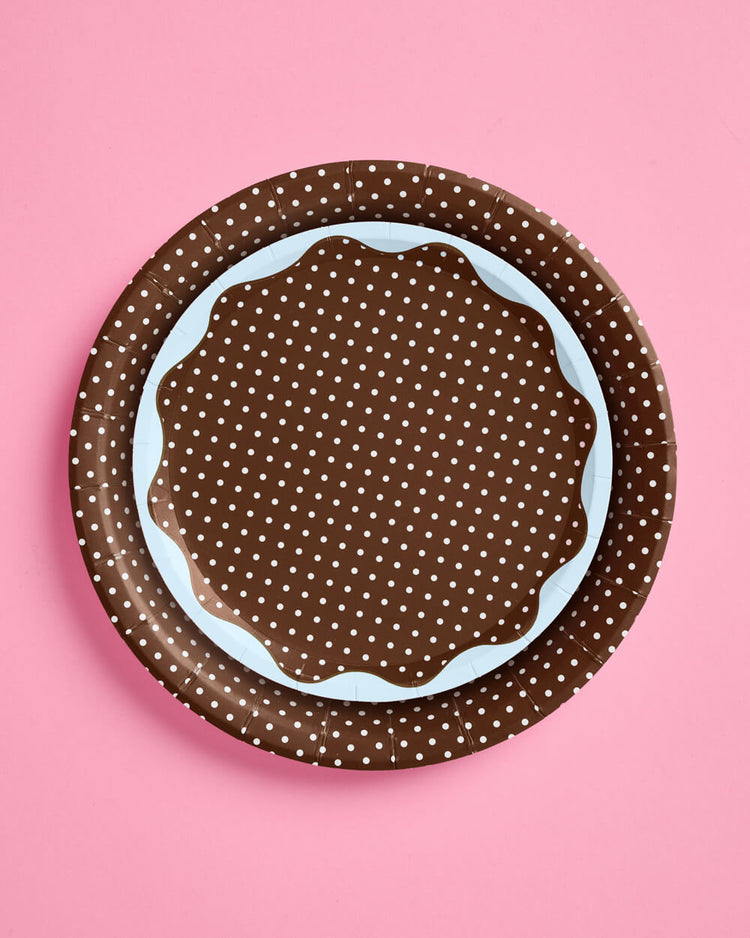 Cocoa Polka Dot - 32 Plates