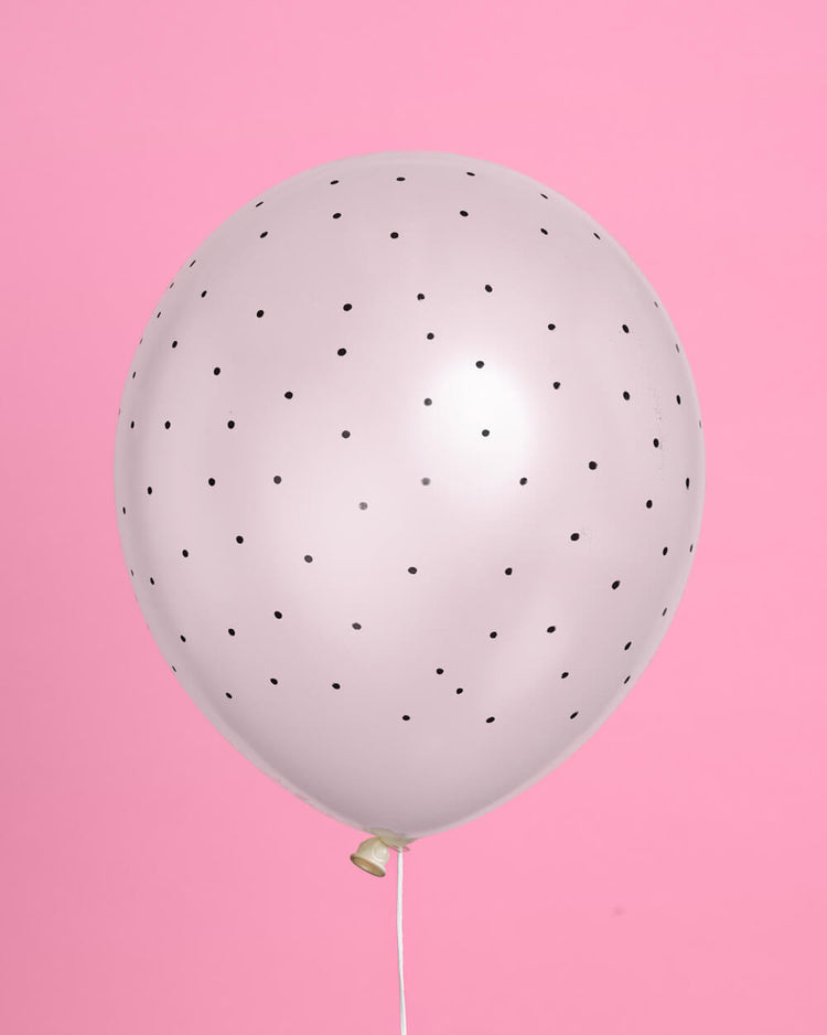 Little Black Bow Pack - 24 latex balloons