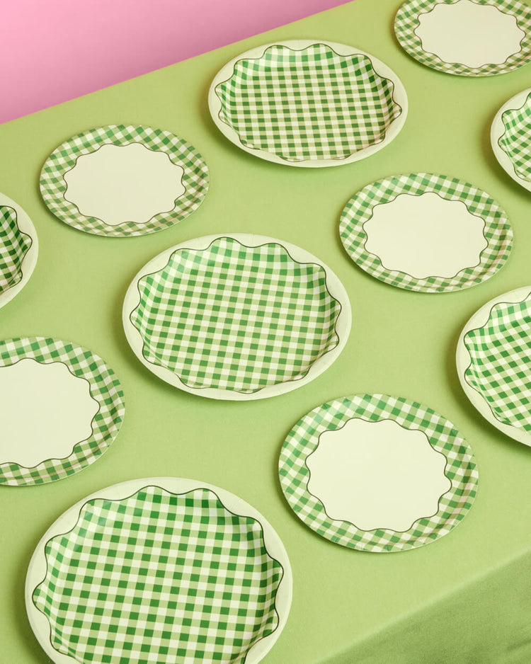 Country Club Plates Set - 32 Plates