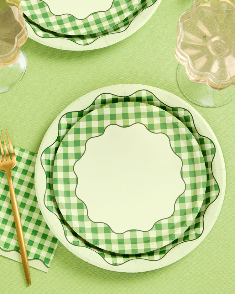 Country Club Plates Set - 32 Plates